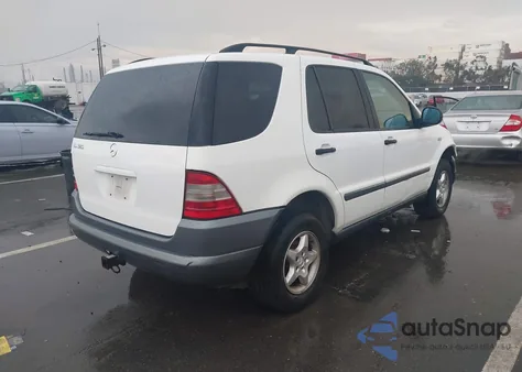 1998 Mercedes-Benz Ml 320 Classic из США, поврежденный, VIN 4JGAB54E7WA031715